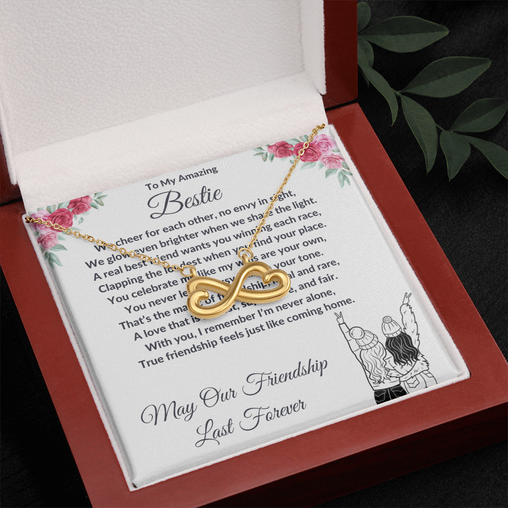 "My Best Friend" - Looped Hearts Necklace