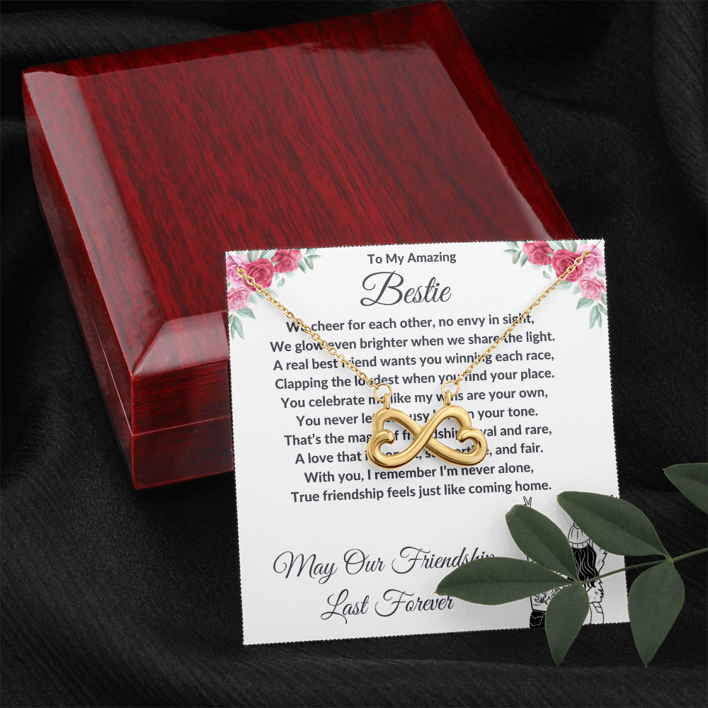 "My Best Friend" - Looped Hearts Necklace