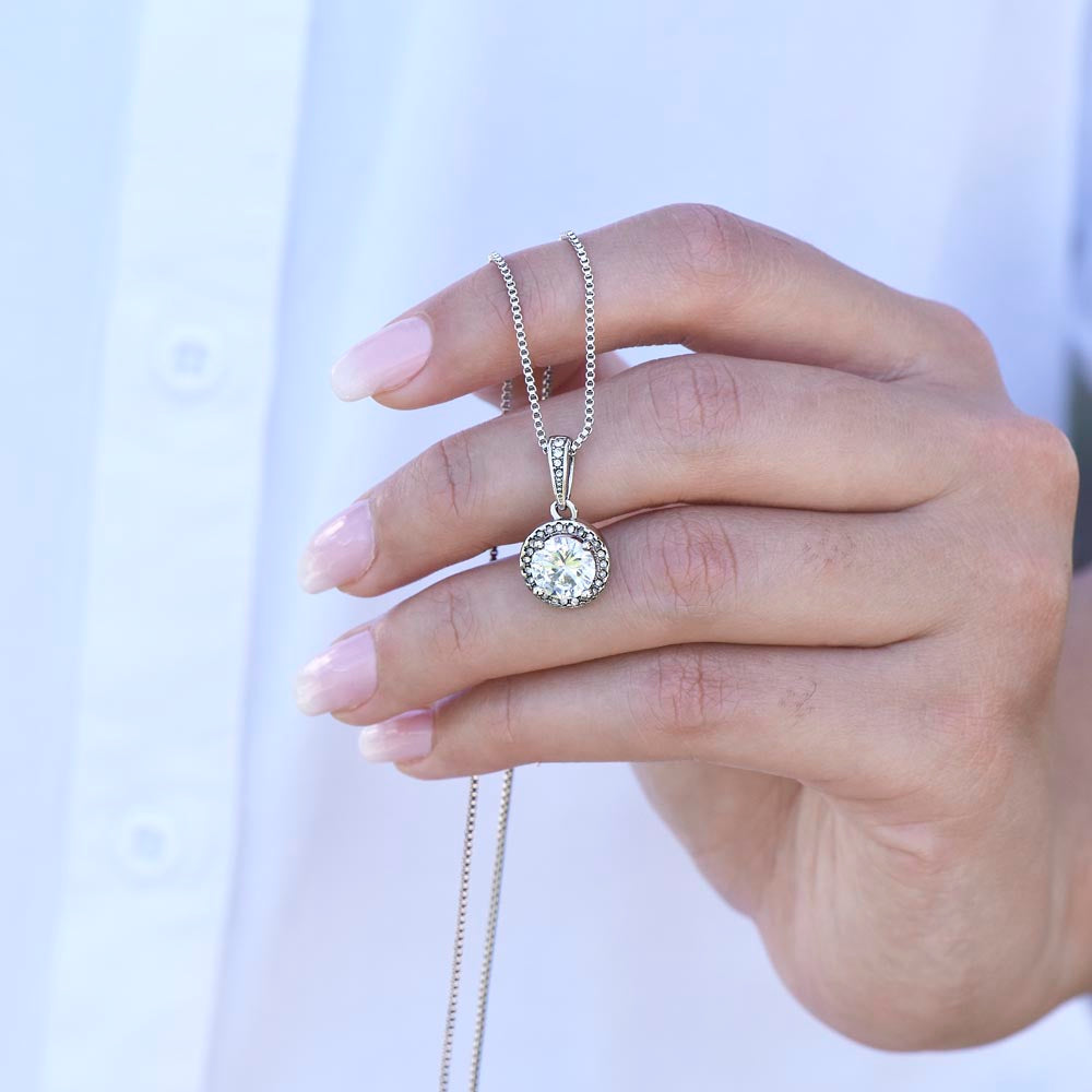 To The Best Sister - Dazzling Diamond Cut Necklace
