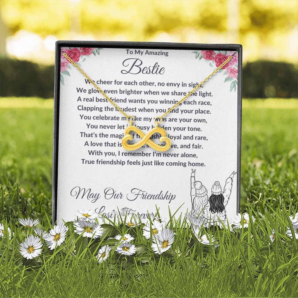 "My Best Friend" - Looped Hearts Necklace